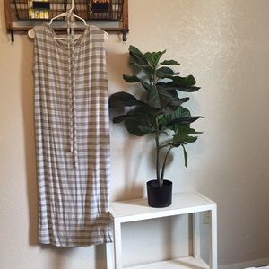 2/$10- All Dresses- Old Navy Sz s